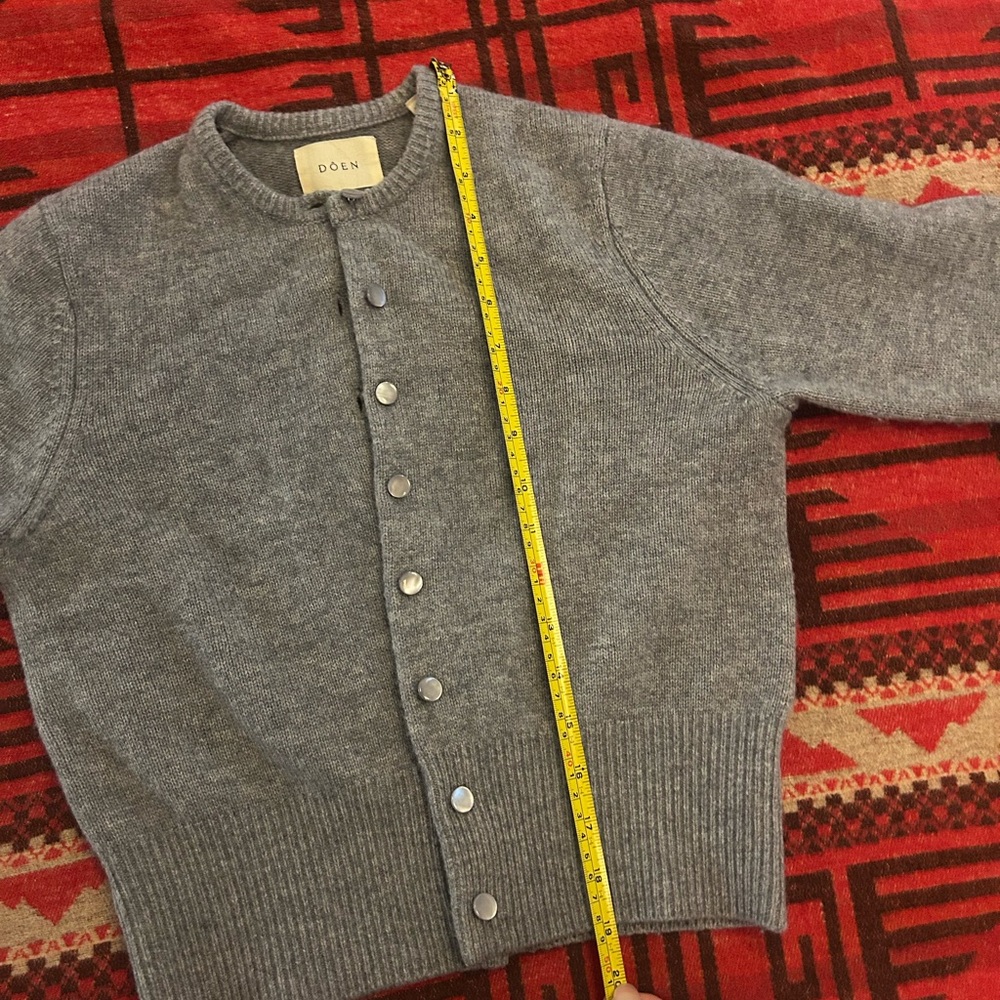 SOLD Doen Fairchild cashmere cardigan - Picture 9 of 10